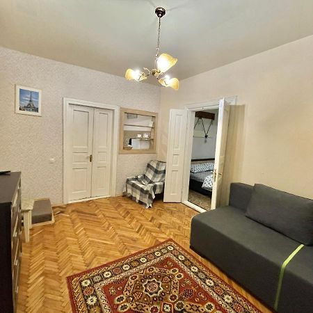 Style Apartments In Old Львов Экстерьер фото
