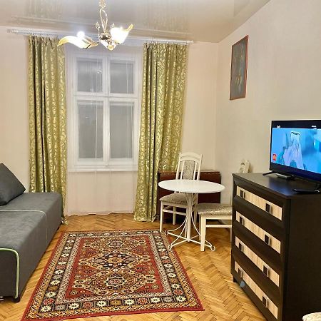 Style Apartments In Old Львов Экстерьер фото