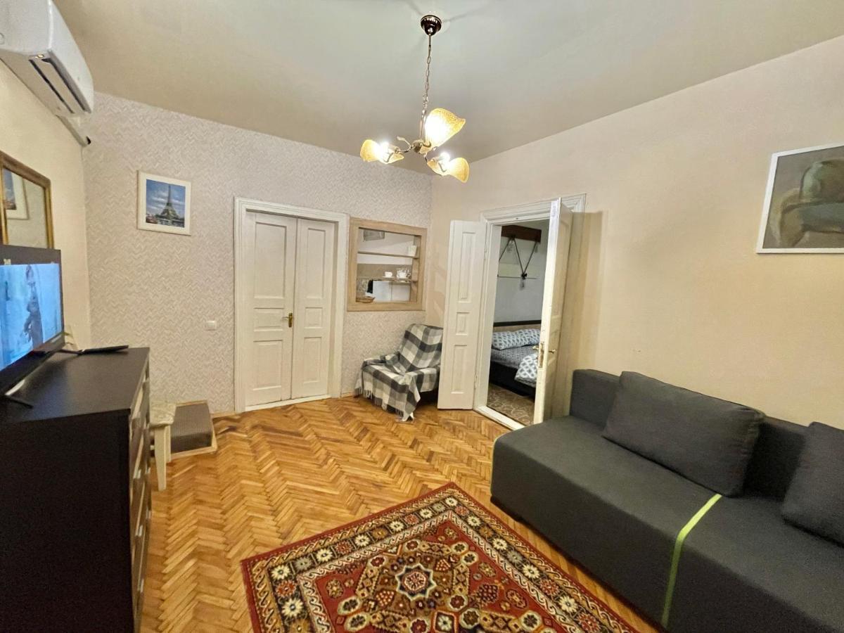 Style Apartments In Old Львов Экстерьер фото
