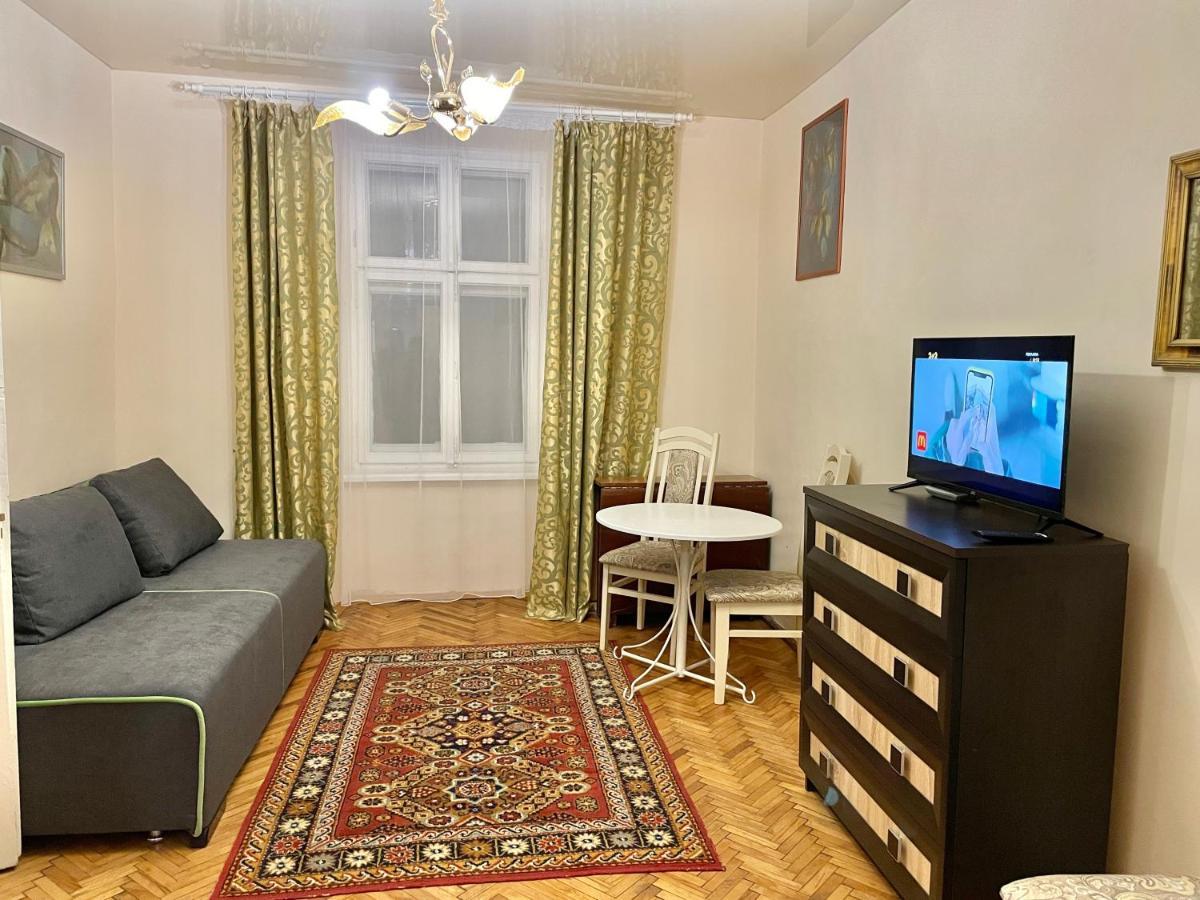 Style Apartments In Old Львов Экстерьер фото
