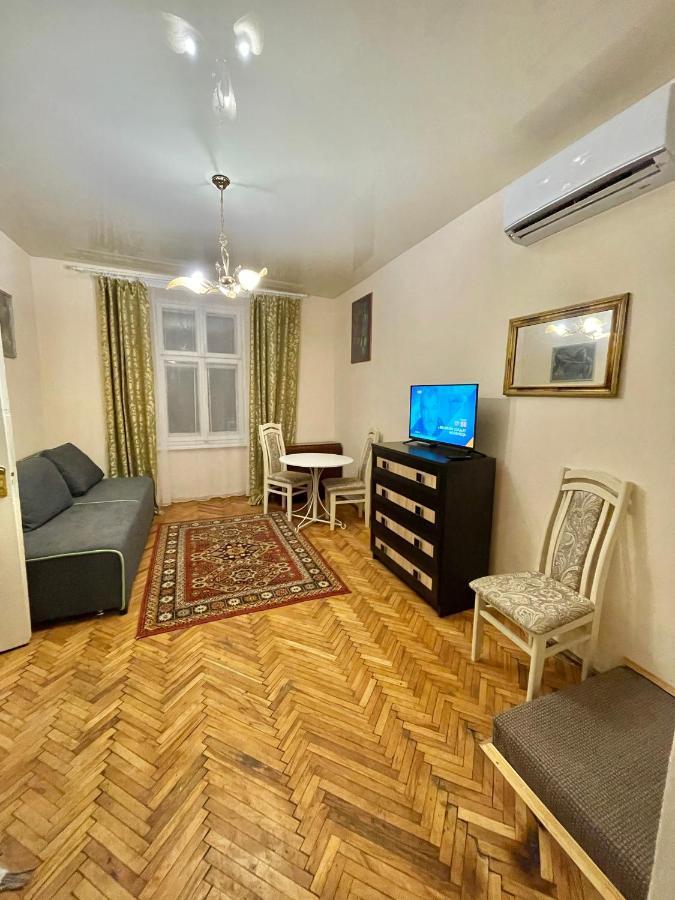 Style Apartments In Old Львов Экстерьер фото