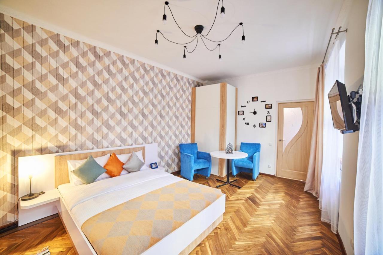 Style Apartments In Old Львов Экстерьер фото