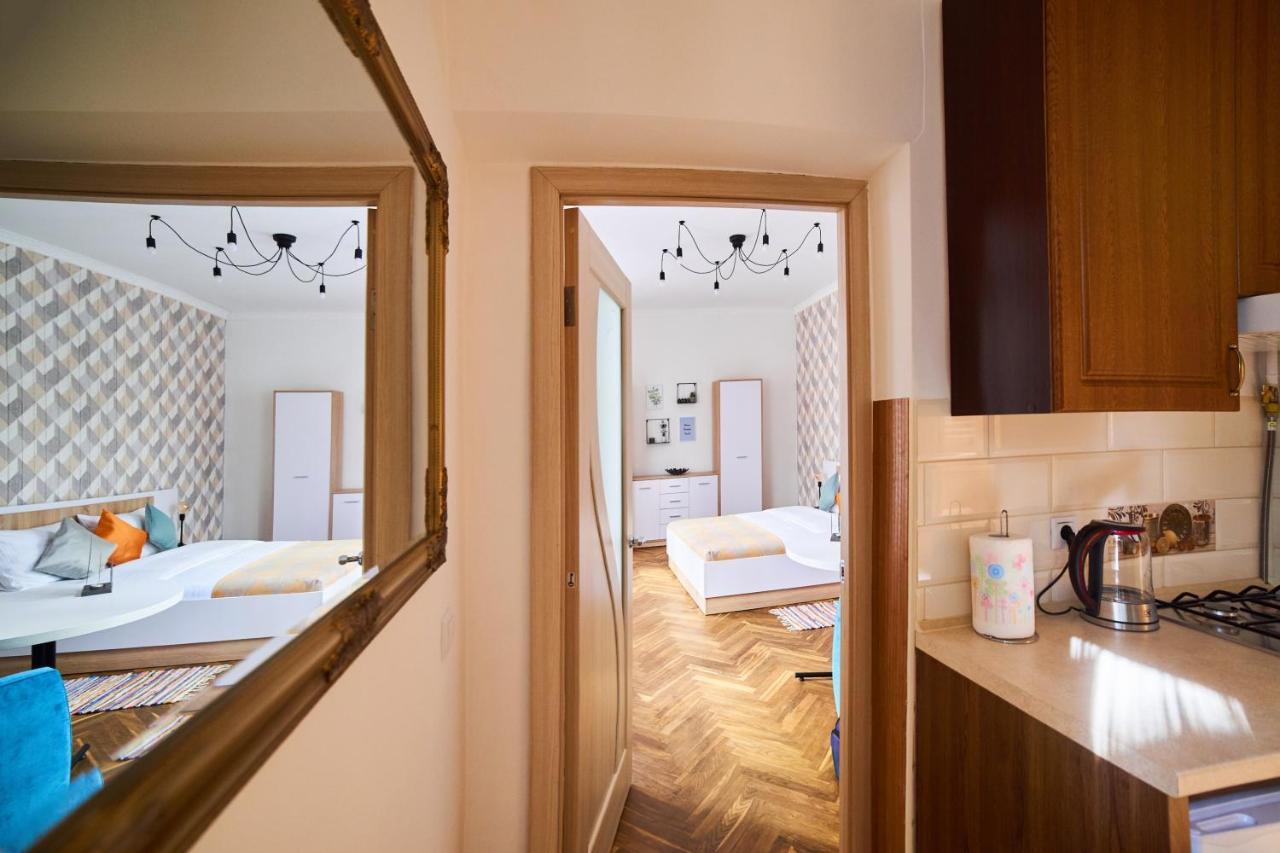 Style Apartments In Old Львов Экстерьер фото